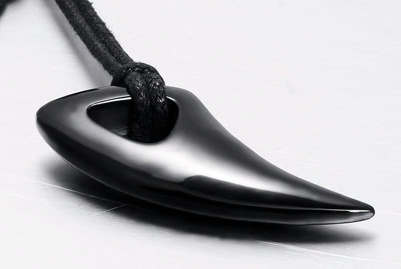 Bull Horn Design Necklace