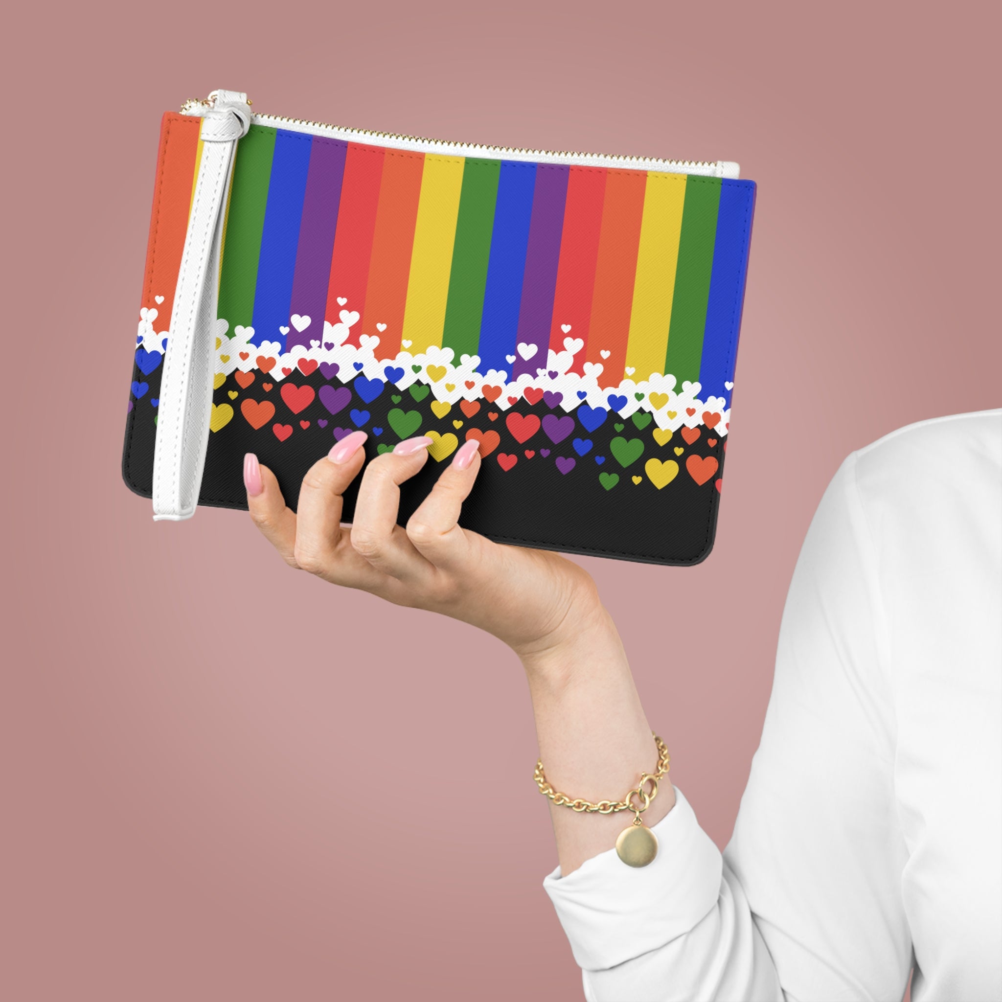 Heart Clutch Bag - Valentines Gift, Cute Design, Women Wallet Wristlet Clutch, Purses for Women Wristlet, Handbags Small Wallet Purses, Ladies Gifts